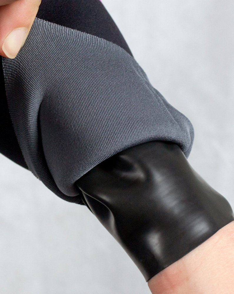 Detail Handabschluss, 'Kayak Suit Extreme 4L' Trockenanzug von Sandiline